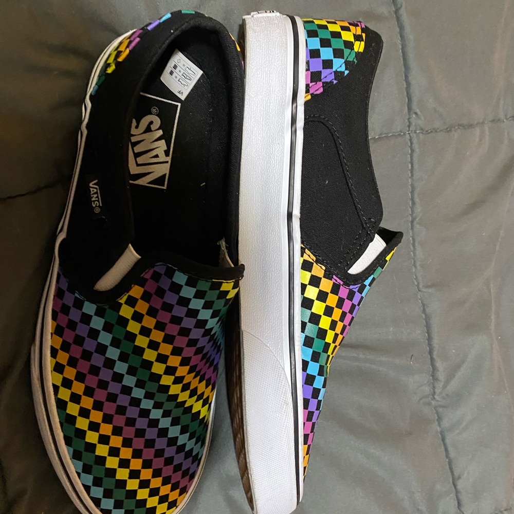 Ladies vans shoes
